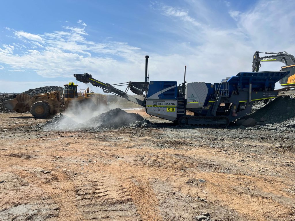 Busselton mobile concrete sand aggregate, recycling 30,000 tonnes of demolition waste into road base - City of Busselton sustainable construction initiative